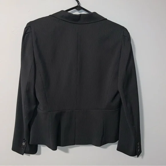 TAHARI BLAZER SIZE 14 women’s black - Picture 3 of 5
